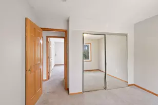 695 E Burnsville Pkwy, Burnsville, MN 55337 - Photo 11