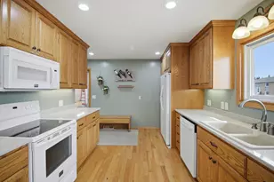 238 13th St SW, Owatonna, MN 55060 - Photo 7