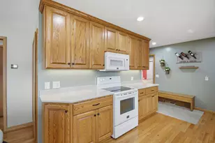 238 13th St SW, Owatonna, MN 55060 - Photo 9