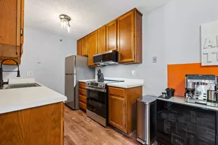 433 S 7th St, Minneapolis, MN 55415 - Photo 9