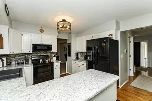 2439 60th St NW, Rochester, MN 55901 - Photo 7