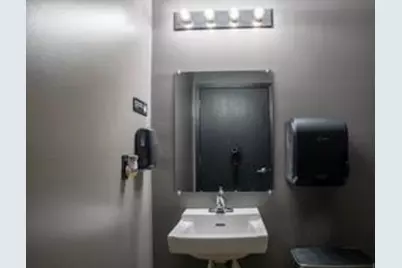 409 Central Avenue N, Faribault, MN 55021 - Photo 35