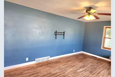 704 Irene Avenue, Willmar, MN 56201 - Photo 13