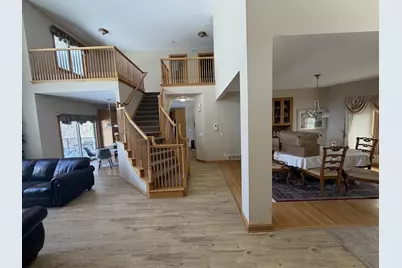 8304 9th Street N, Oakdale, MN 55128 - Photo 3