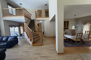 8304 9th St N, Oakdale, MN 55128 - Photo 3