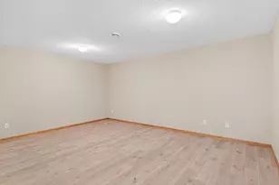 8304 9th St N, Oakdale, MN 55128 - Photo 19