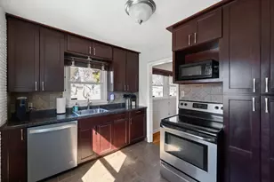 2901 Zenith Ave N, Robbinsdale, MN 55422 - Photo 9