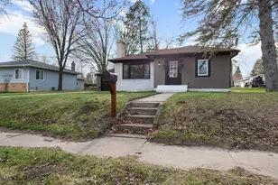 809 7th St NE, Staples, MN 56479 - Photo 27
