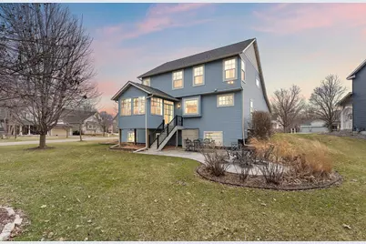 2454 Sandstone Place, Woodbury, MN 55129 - Photo 3