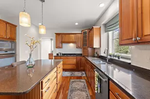 2454 Sand Stone Pl, Woodbury, MN 55129 - Photo 21