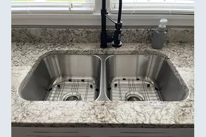 711 Willow Street, Fairmont, MN 56031 - Photo 5