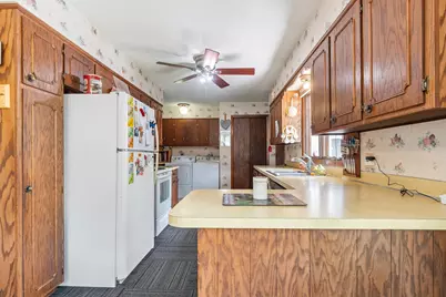 221 W 6th Street, Cyrus, MN 56323 - Photo 9