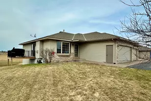 1611 Sequoia Ln, New Richmond, WI 54017 - Photo 1