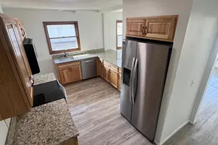 323 Van Buren Ave N, Hopkins, MN 55343 - Photo 7