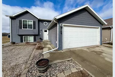 3109 30th Street S, Moorhead, MN 56560 - Photo 1