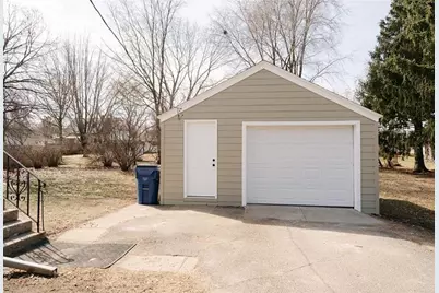 1835 10th Avenue S, Saint Cloud, MN 56301 - Photo 3