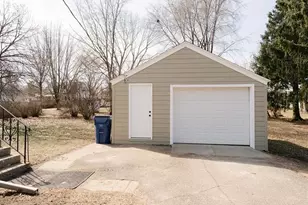 1835 10th Ave S, Saint Cloud, MN 56301 - Photo 3