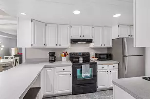 18645 Clear View Ct, Minnetonka, MN 55345 - Photo 19