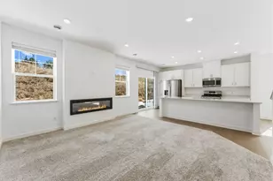 196 HUNTINGTON DR, Waconia, MN 55387 - Photo 15