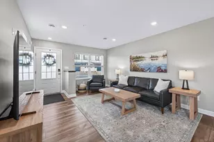 5251 Long Pointe Pass, Woodbury, MN 55129 - Photo 3