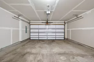 5251 Long Pointe Pass, Woodbury, MN 55129 - Photo 21