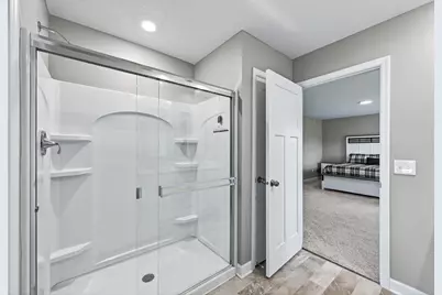 5251 Long Pointe Pass, Woodbury, MN 55129 - Photo 17