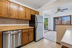 606 Donegal Cir, Shoreview, MN 55126 - Photo 15