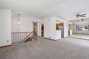 606 Donegal Cir, Shoreview, MN 55126 - Photo 7