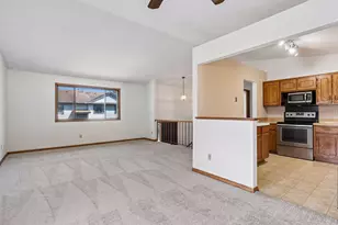 606 Donegal Cir, Shoreview, MN 55126 - Photo 11