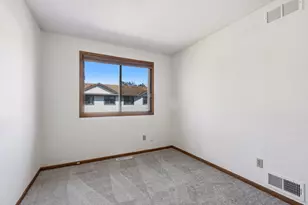 606 Donegal Cir, Shoreview, MN 55126 - Photo 19