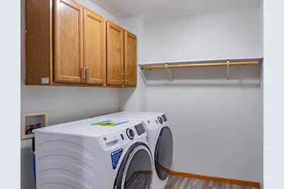 1122 Crystal Place W, Chaska, MN 55318 - Photo 37