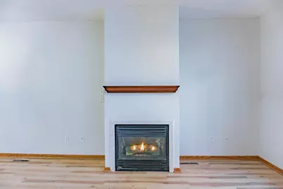 1122 Crystal Place W, Chaska, MN 55318 - Photo 19