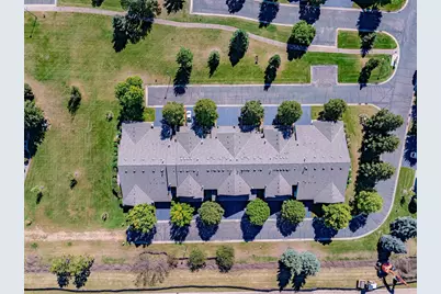 1122 Crystal Place W, Chaska, MN 55318 - Photo 49