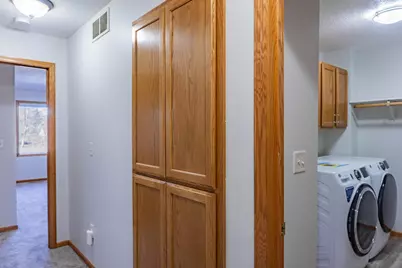 1122 Crystal Place W, Chaska, MN 55318 - Photo 39