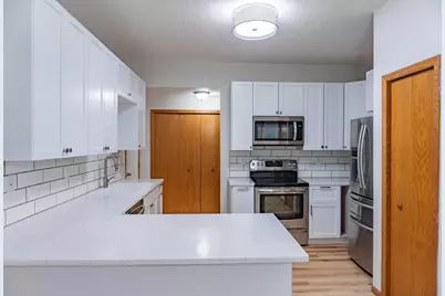 1122 Crystal Place W, Chaska, MN 55318 - Photo 1