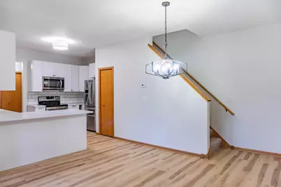 1122 Crystal Place W, Chaska, MN 55318 - Photo 15