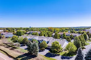 1122 Crystal Pl W, Chaska, MN 55318 - Photo 47