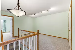 2068 Shryer Ct E, North Saint Paul, MN 55109 - Photo 15