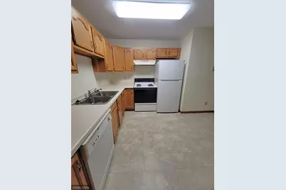 855 Highview Drive #B, New Richmond, WI 54017 - Photo 5