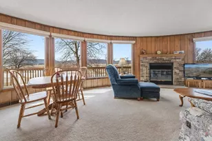 1149 S River Rd, Cochrane, WI 54622 - Photo 5