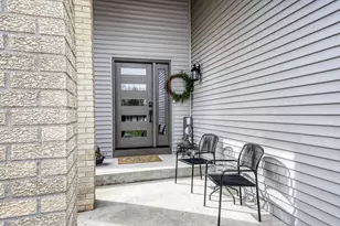 1632 Sherwood Way, Eagan, MN 55122 - Photo 5