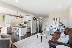 3201 Countryside Ct, Woodbury, MN 55129 - Photo 7