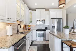 3201 Countryside Ct, Woodbury, MN 55129 - Photo 9