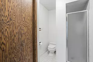 6115 Lincoln Dr, Edina, MN 55436 - Photo 17