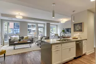 212 10th Ave S, Minneapolis, MN 55415 - Photo 5