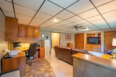 712 W Circle Drive, Montgomery, MN 56069 - Photo 27