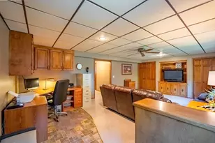 712 W Circle Dr, Montgomery, MN 56069 - Photo 27