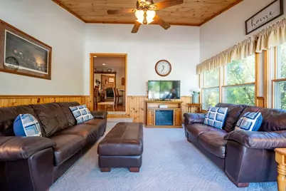 712 W Circle Drive, Montgomery, MN 56069 - Photo 15