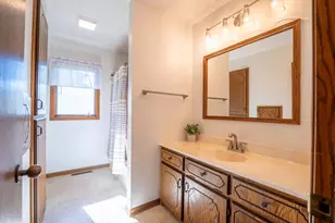 712 W Circle Dr, Montgomery, MN 56069 - Photo 21