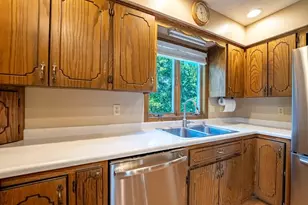 712 W Circle Dr, Montgomery, MN 56069 - Photo 9